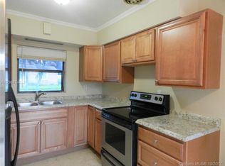 2219 Funston St, Hollywood, FL 33020
