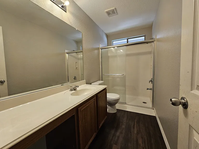 3200 Hoover Dr — Photo 16