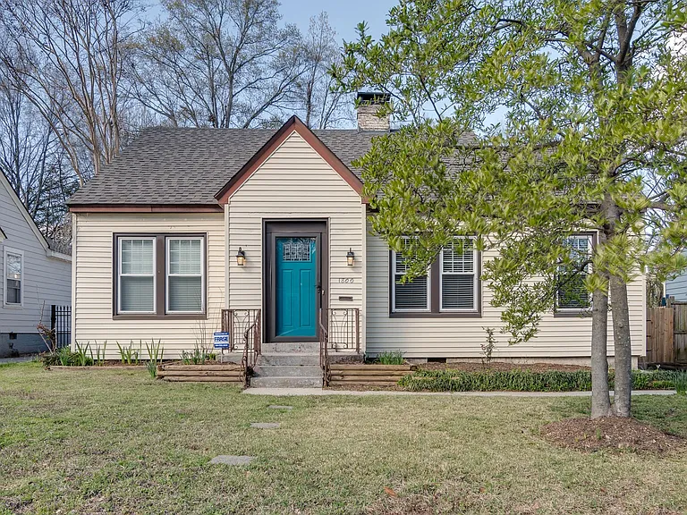 1800 Mignon Ave — Photo 1