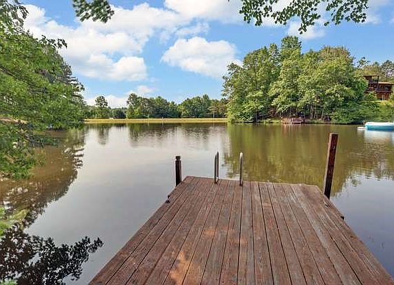 3rd image of 127 Lazy Creek Ln