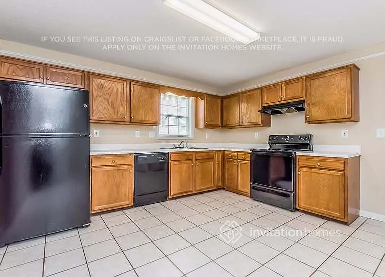 5996 Zane Ct — Photo 7