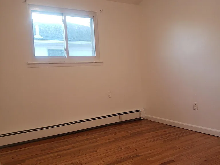 25330 Craft Ave #2 — Photo 7