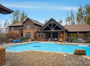 303 Constitution Dr, Morganton, NC 28655