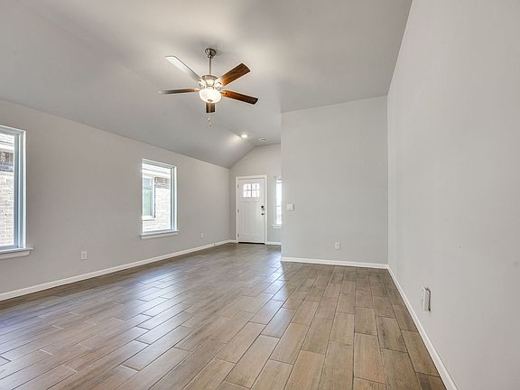 3rd image of 1117 SW 139th Ter