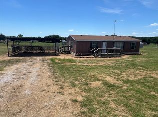 148 Blue Sky Ln, Springtown, TX 76082