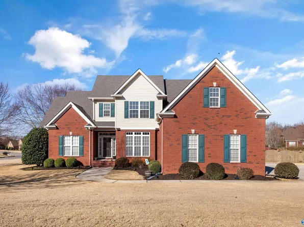 100 Evening Shade Cir, Harvest, AL 35749