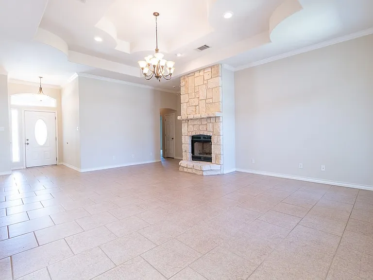4906 Quartz Ln — Photo 11