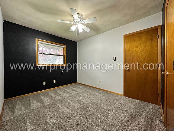 2nd image of 400 Stamm St #2