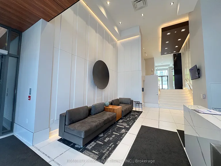 165 Pears Ave #Townhouse 7 — Photo 31