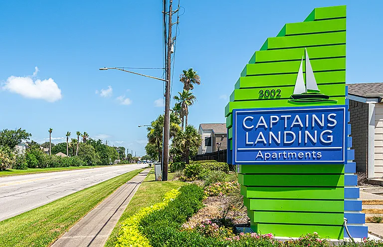 Captain's Landing Apartments — Photo 42
