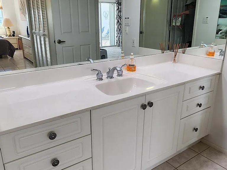 299 N Riverside Dr #1006 — Photo 18