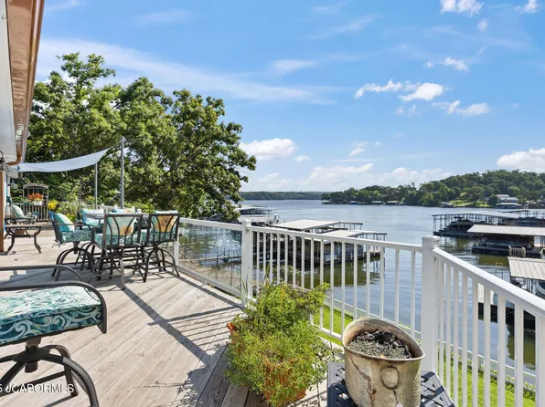 32 Scenic Cir, Sunrise Beach, MO 65079