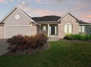 4919 Merlot Xing, Fort Wayne, IN 46845