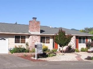 6 Valley Lakes Pl, Santa Rosa, CA 95409