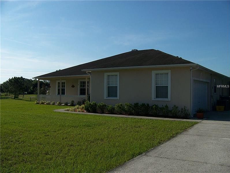 1st image of 2876 Pond View Dr