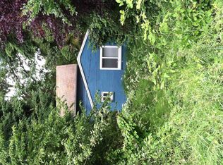 2305 NE 86th St, Seattle, WA 98115