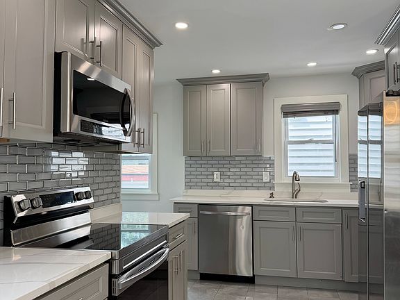 5th image of 44 Everett St #1