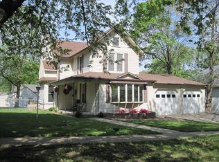 519 New Jersey Ave, Holton, KS 66436