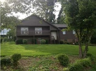 8142 Savannah Hills Dr, Ooltewah, TN 37363
