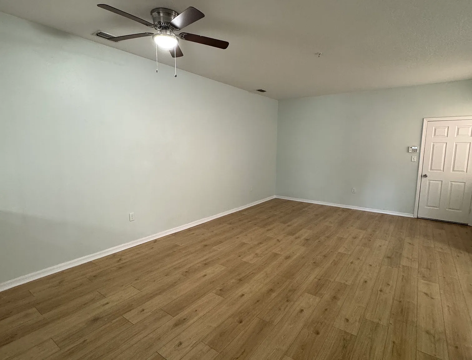 3413 Parkridge Cir — Photo 4