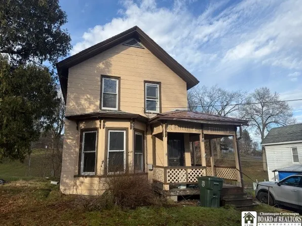 64 Barrett Ave, Jamestown, NY 14701