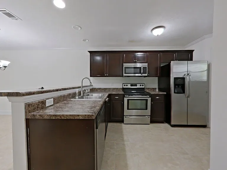 528 Scenic Dr — Photo 19