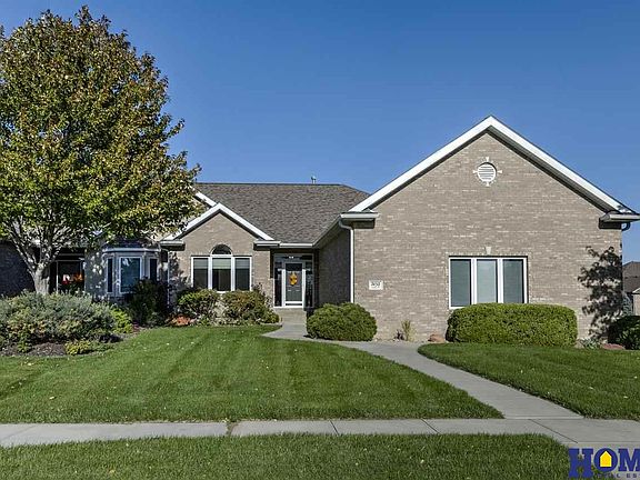 2nd image of 7450 Lucile Cir