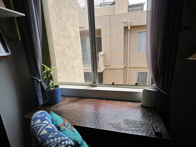 640 W 4th St #416 — Photo 15