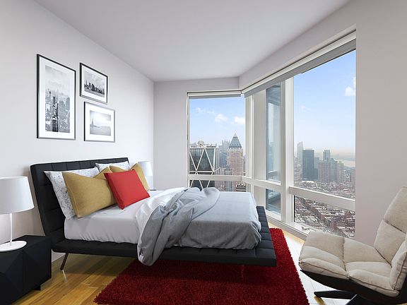 4th image of 25 Columbus Cir #72E