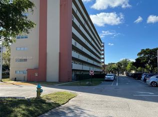 1770 NE 191st St #3031, Miami, FL 33179