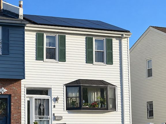 2nd image of 8 Ralston Rd