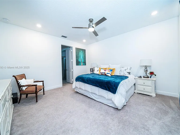 4230 Rosa Dr — Photo 23