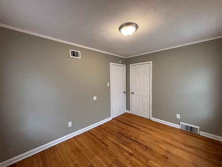 4922 Given Ave — Photo 11