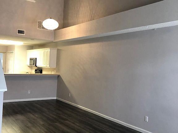 5th image of 1407 Tiger Lake Dr