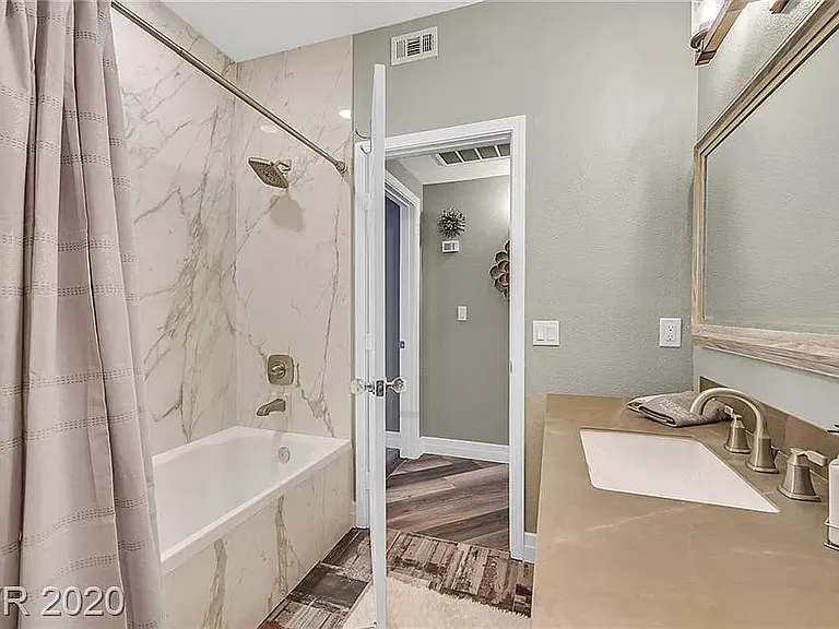 7167 S Durango Dr #204 — Photo 2