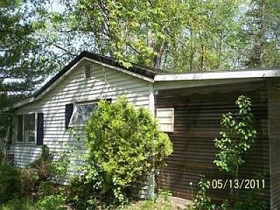 2nd image of 3694 North Dr