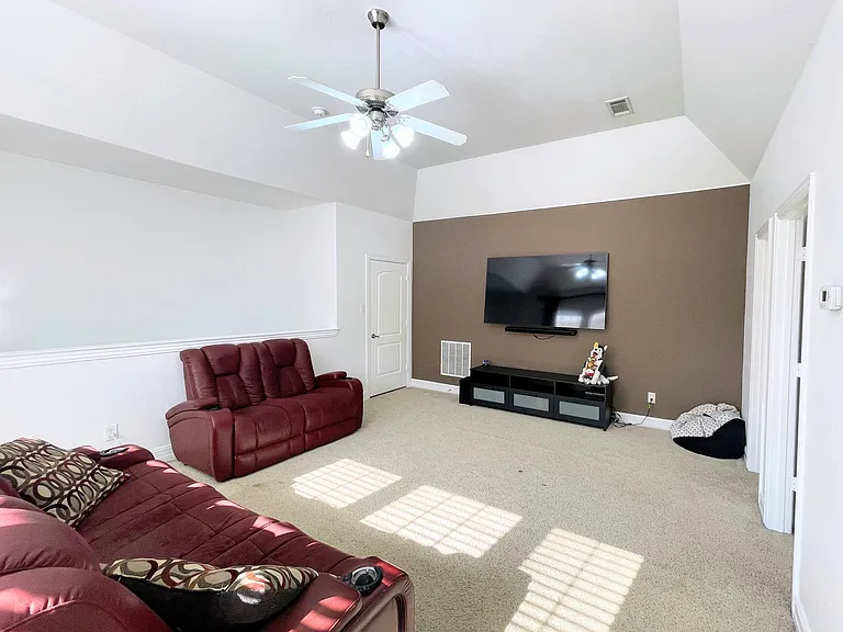 3103 Townsend Dr — Photo 32