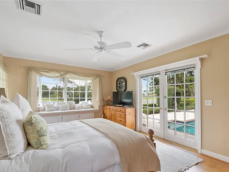 16220 SW 88th Ave — Photo 27