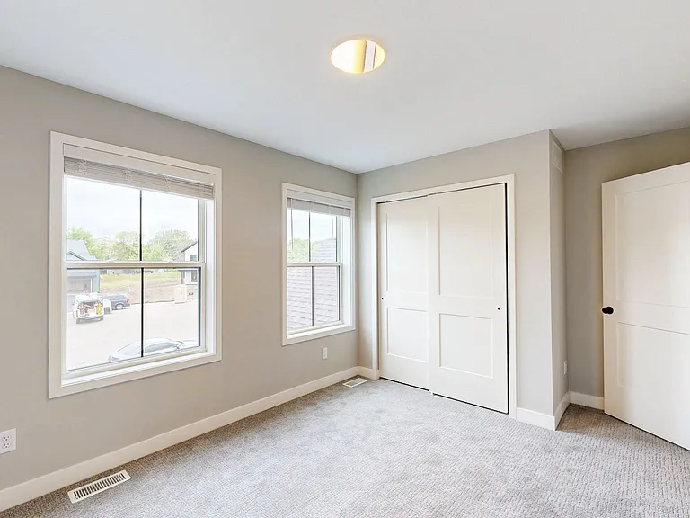 16026 Kenyon Ave #1 — Photo 15