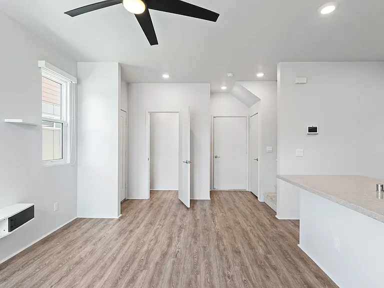 91-1641 Honouliuli St #4 — Photo 7