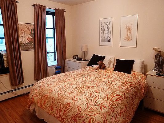 4th image of 35 W 96th St APT 8B