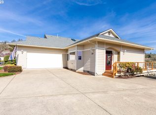 221 Rachel Lynn Ct, Roseburg, OR