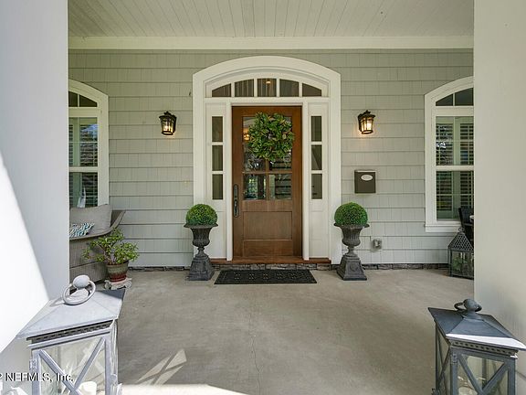 4th image of 2841 APACHE Avenue