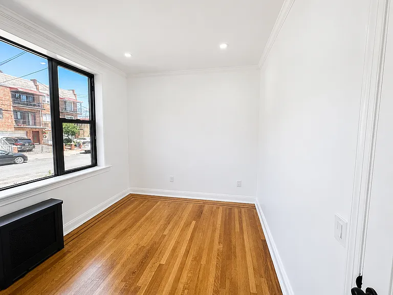 25-43 45th St #1A — Photo 17