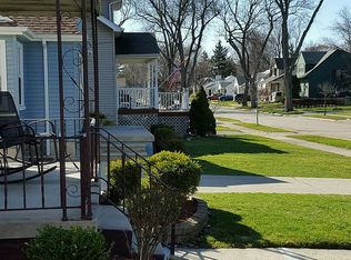 1219 Cambridge Rd, Berkley, MI 48072