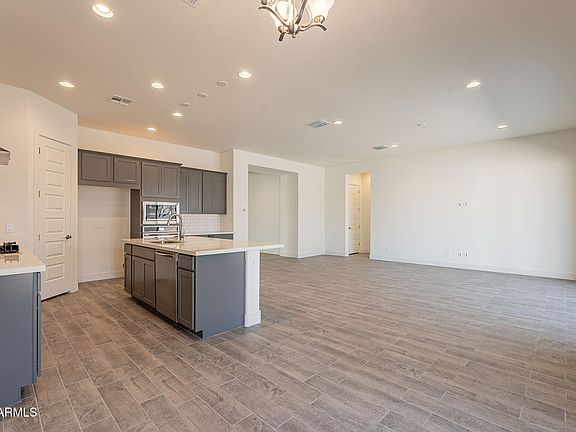 4th image of 254 S 165TH Avenue