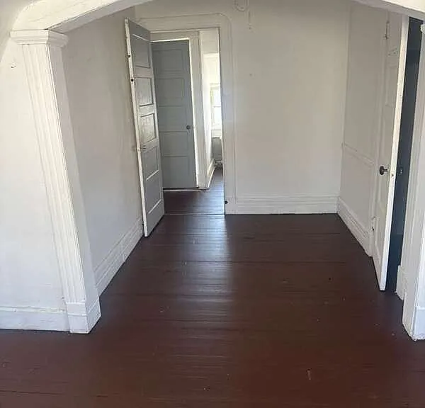 476 Hudson Ave #3 — Photo 16