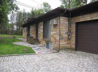 113 Van Nostrand Ave, Great Neck, NY 11024