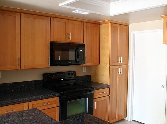 4th image of 346 Deerfield Ave #50