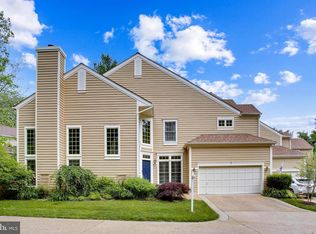11407 Hollow Timber Ct, Reston, VA 20194